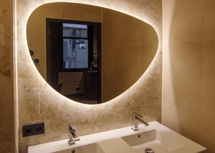 De Nassau - In De Winkelstraat * Breda